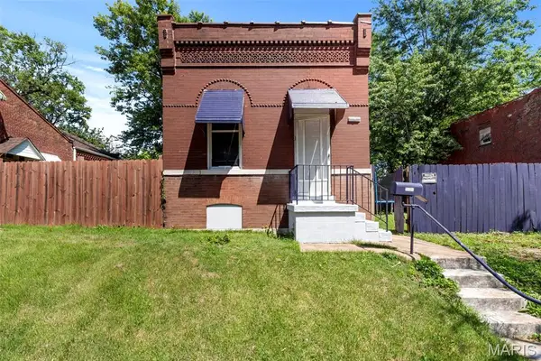 4434 Compton, St Louis, MO 63111