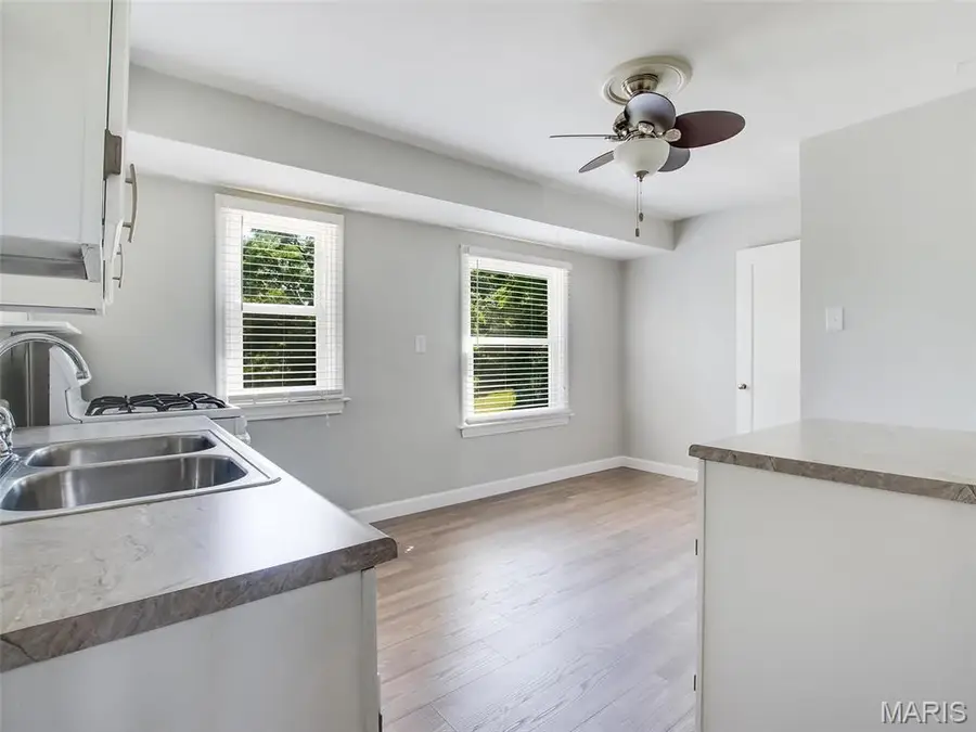 5237 Heege Road, Saint Louis, MO 63123 - #3