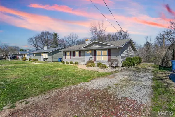 1443 Ladd Avenue, Edwardsville, IL 62025