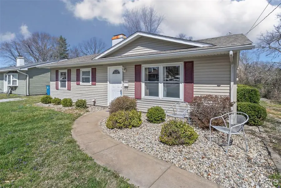 1443 Ladd Avenue, Edwardsville, IL 62025 - #3