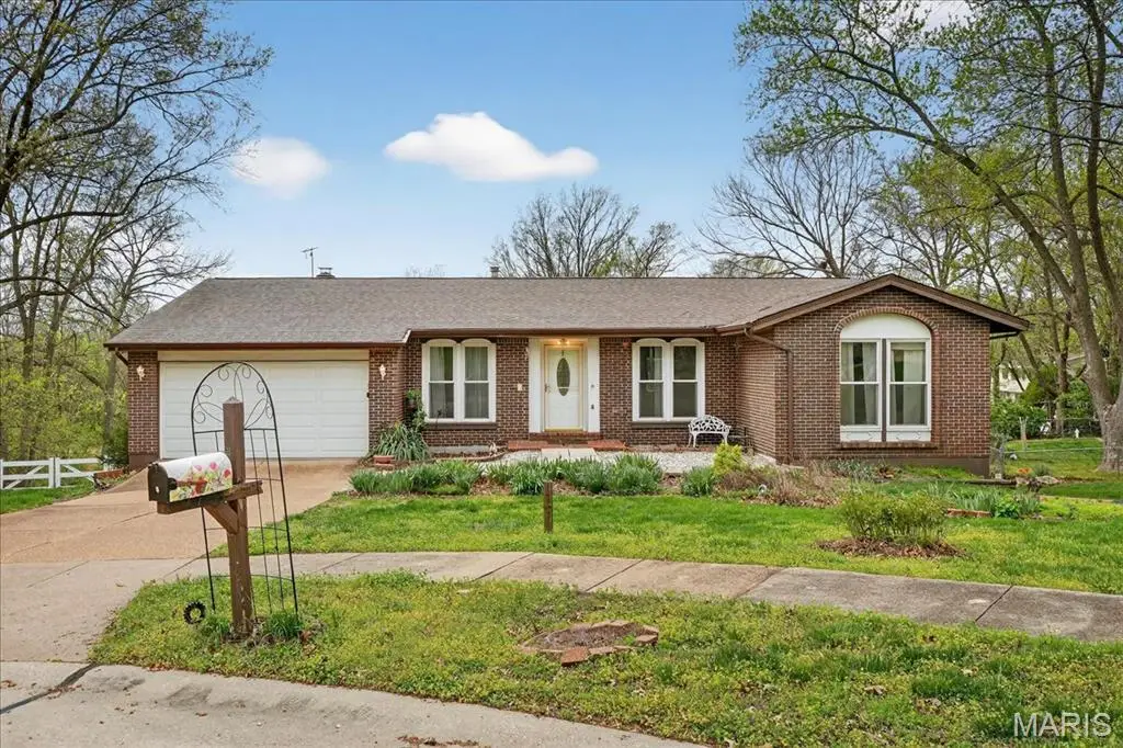 2 Silveroak Court, Manchester, MO 63021 - #1