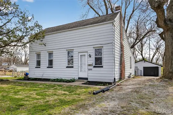 600 S 29th Street, Belleville, IL 62226