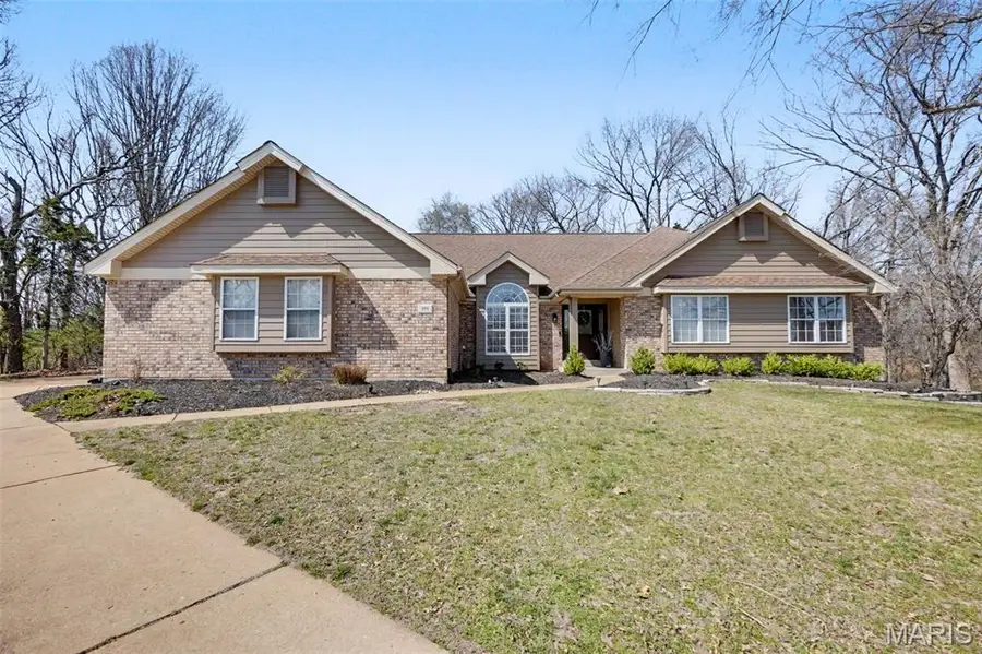 999 Timber Glen Lane, Ballwin, MO 63021 - #3