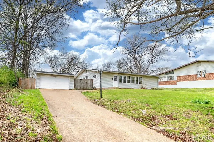 7837 La Belle Street, Affton, MO 63123 - #2