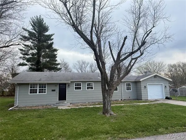 103 S 13th Street, Bowling Green, MO 63334