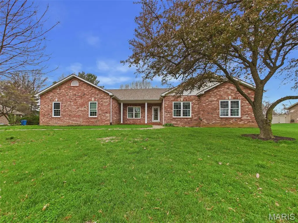 6 Forest Drive, Maryville, IL 62062 - #1