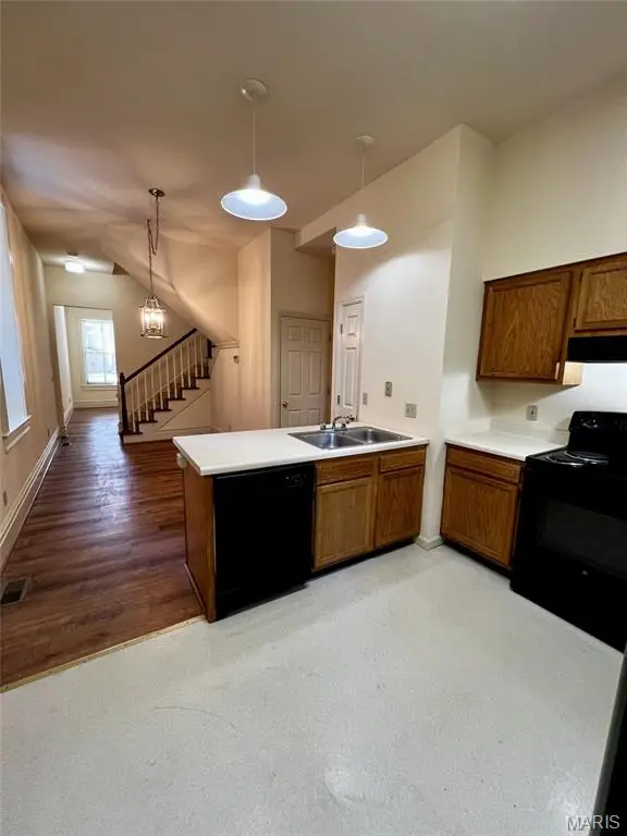 2408-2410 Menard Street, Saint Louis, MO 63104 - #2