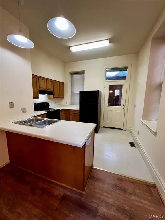 2408-2410 Menard Street, Saint Louis, MO 63104 - #3