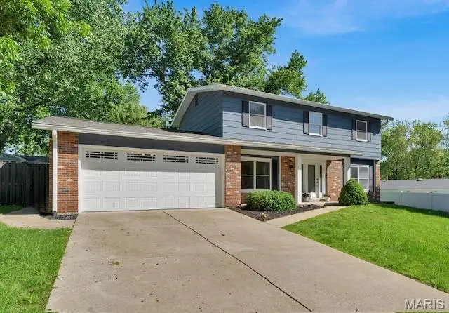 821 Laurel Lane, Saint Charles, MO 63301 - #2