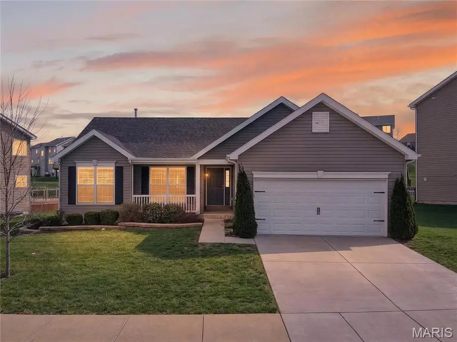 125 Hidden Bluffs Drive, Lake Saint Louis, MO 63367 - #3