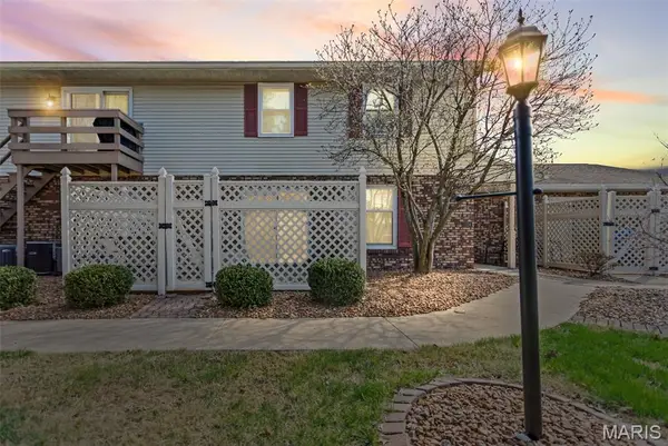 1324 Normandy Drive, Godfrey, IL 62035