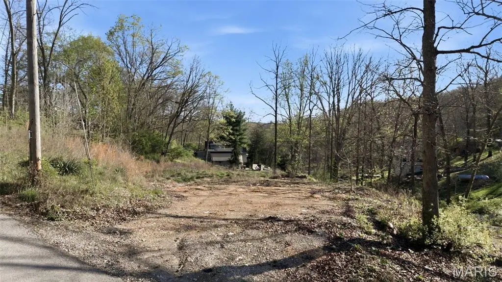 639 Castlewood Drive, Ballwin, MO 63021 - #1