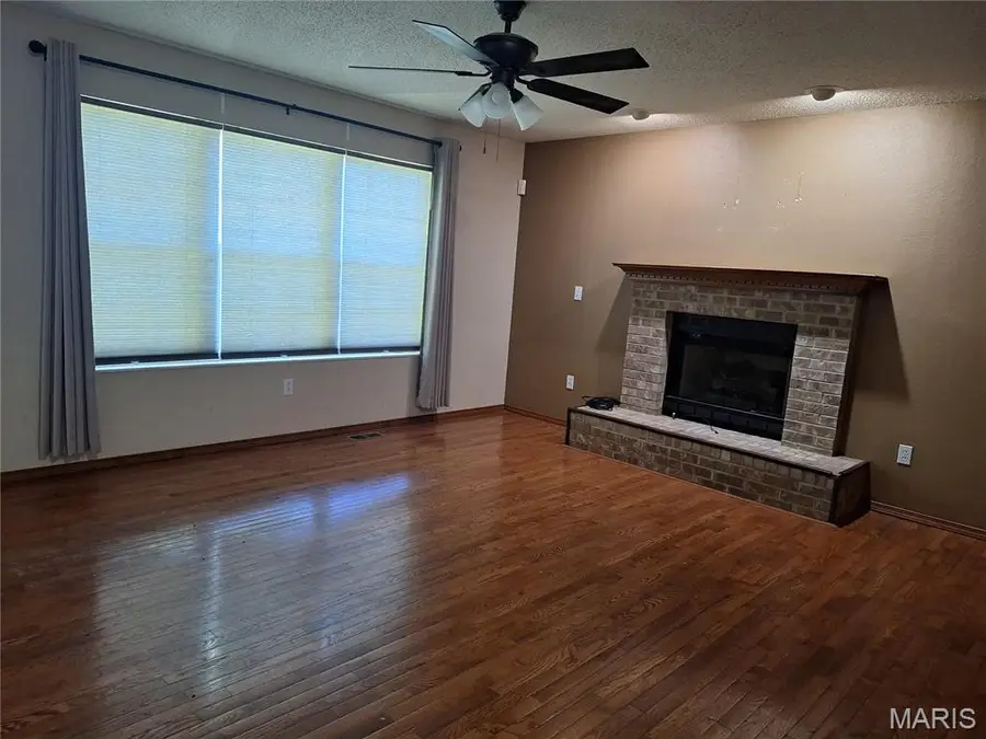 835 Clemson Avenue, Fairview Heights, IL 62208 - #2