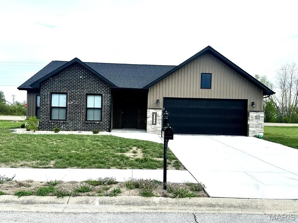 3752 Kristine Drive, Pontoon Beach, IL 62040 - #1