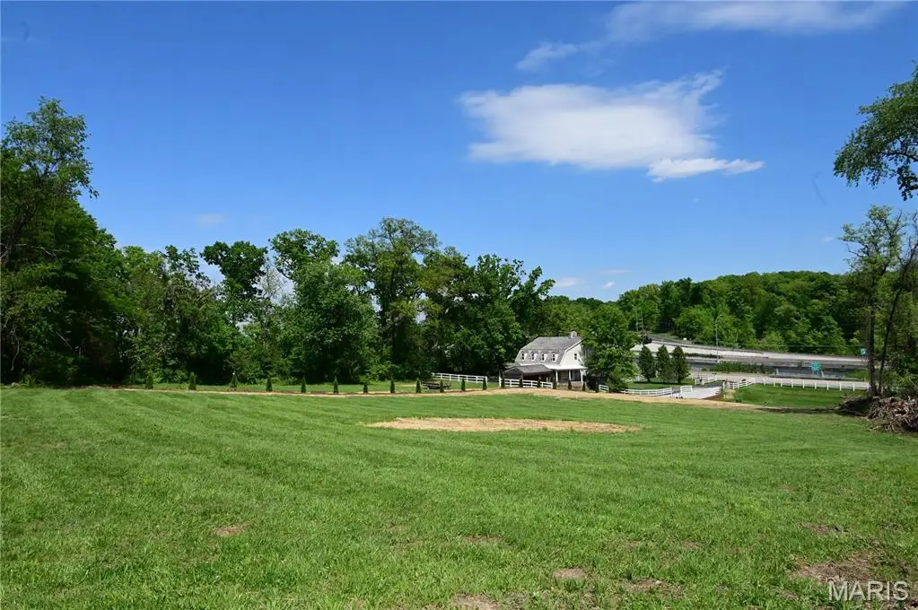 63 S Woods Mill Road, Chesterfield, MO 63017 - #1