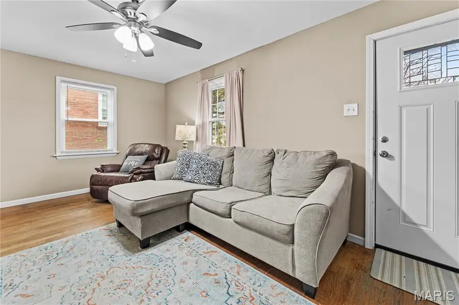 104 Sylvia Drive, Mehlville, MO 63125 - #3