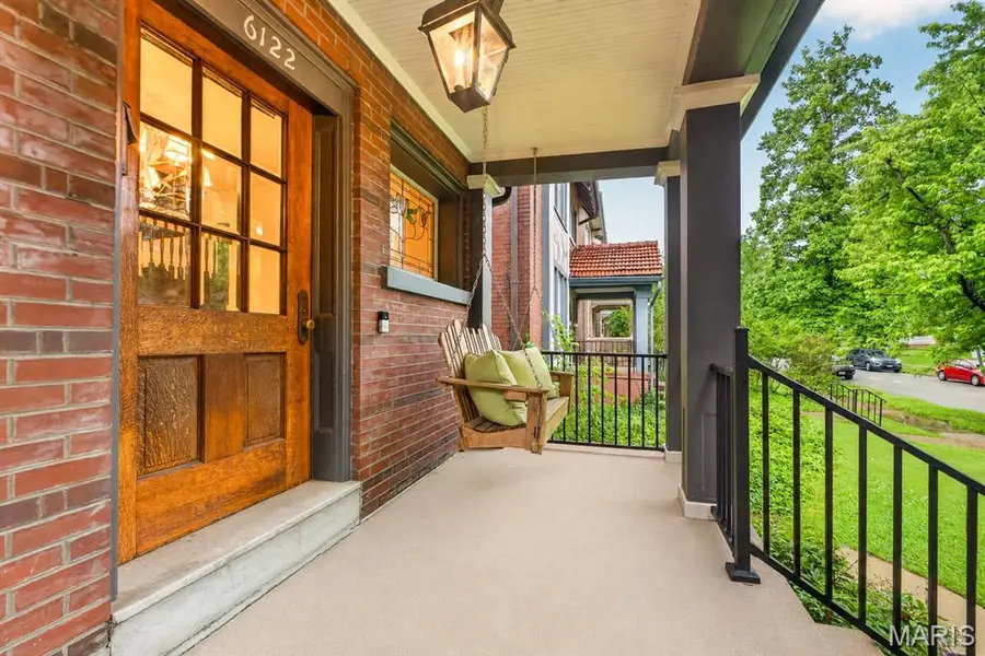 6122 Mcpherson Avenue, Saint Louis, MO 63112 - #2