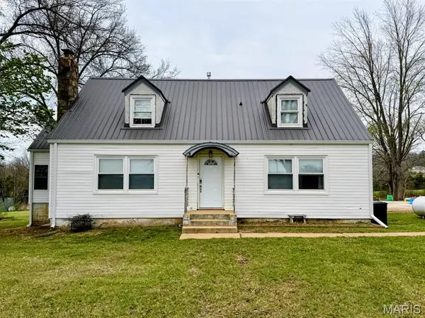 10739 Highway 32, Plato, MO 65552