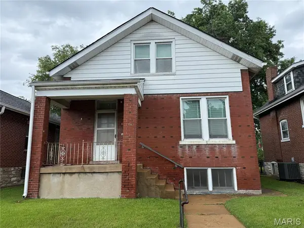 6635 Arsenal Street, St Louis, MO 63139
