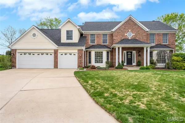 4900 Karington Place Court, Oakville, MO 63129