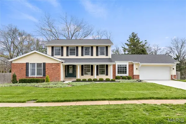 1870 Buckington Drive, Chesterfield, MO 63017