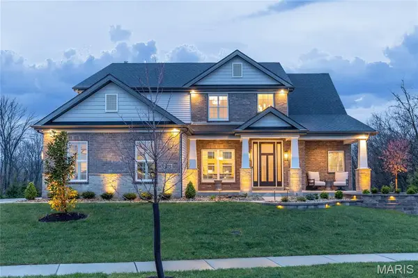 973 Tara Court, Chesterfield, MO 63005