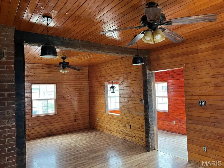 709 1st Street, Gillespie, IL 62033 - #2