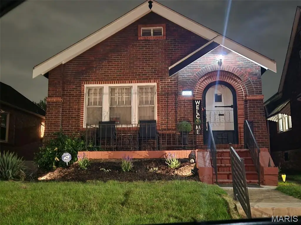 5919 Summit Place, Saint Louis, MO 63147 - #1