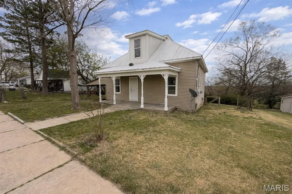 341 Spruce Street, Bourbon, MO 65441 - #1