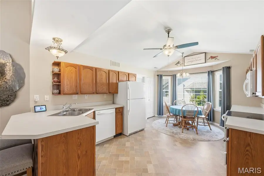 5 Quiet Meadow Court, Saint Peters, MO 63376 - #3