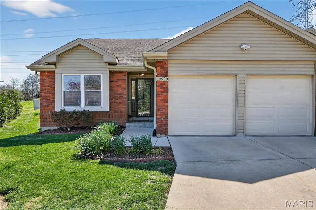 12900 Springdale Village Drive, Saint Louis, MO 63146 - #1
