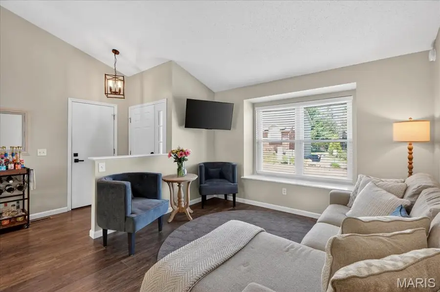 12900 Springdale Village Drive, Saint Louis, MO 63146 - #3