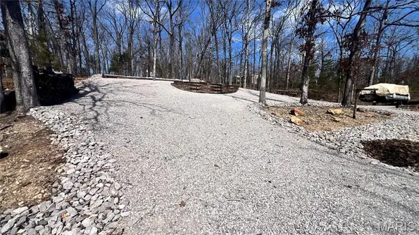 1036 Erie Trail Drive, Perryville, MO 63775