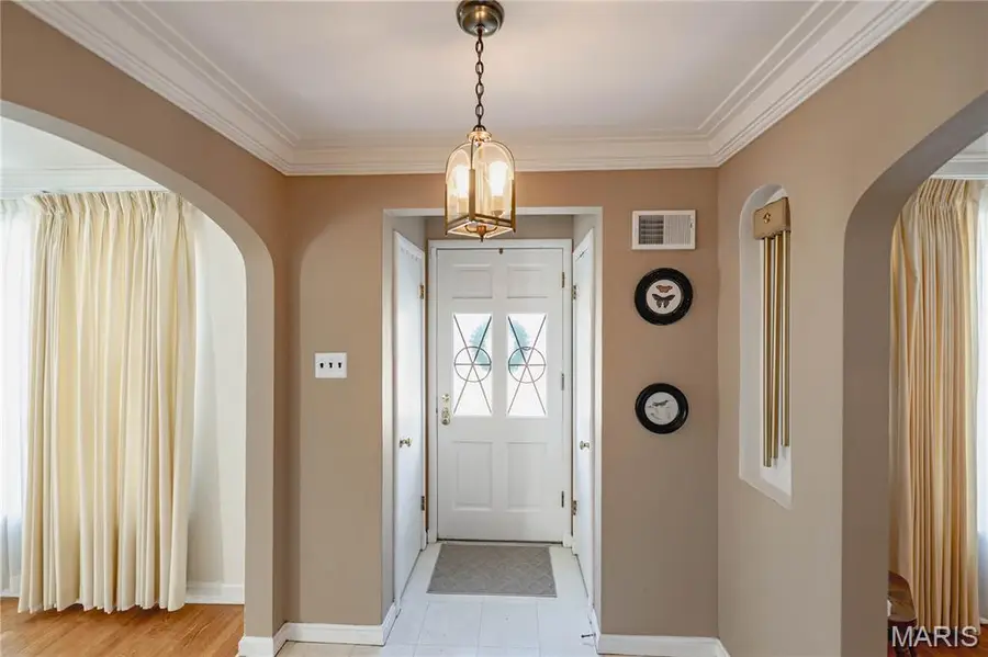 7328 Ravinia Drive, Pasadena Hills, MO 63121 - #3