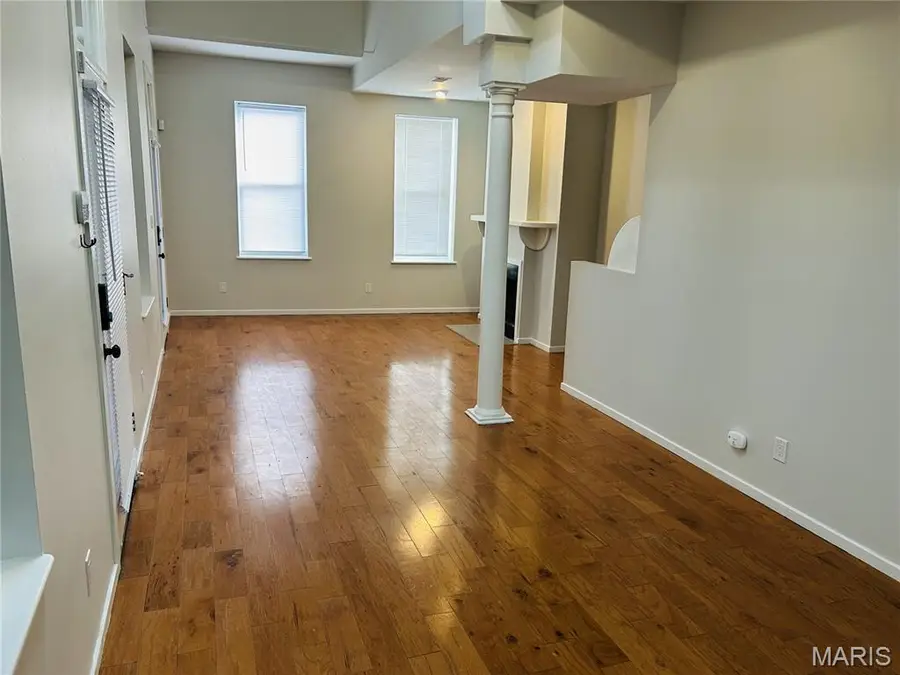 905 Park Avenue, Saint Louis, MO 63104 - #2