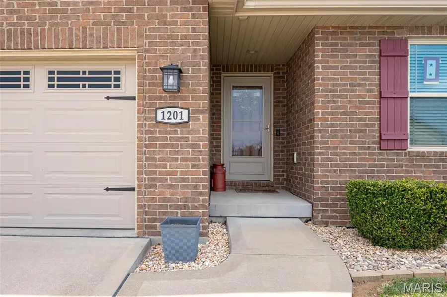 1201 Pisa Drive, Caseyville, IL 62232 - #2