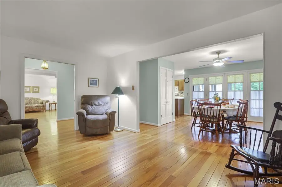 10448 Gregory Court, Saint Louis, MO 63128 - #2