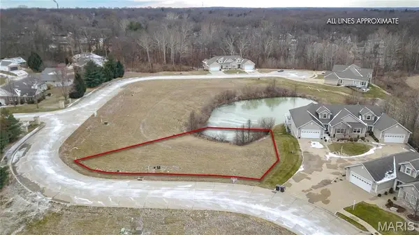 1826 Sycamore Hill Drive, Godfrey, IL 62035