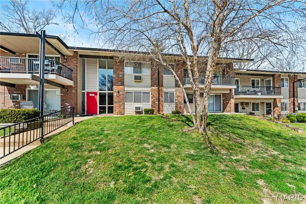 9117 Villaridge Court #D, Saint Louis, MO 63123 - #1