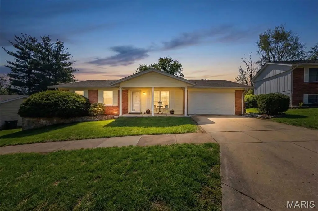 5360 Glencullen Way, Saint Louis, MO 63128 - #1