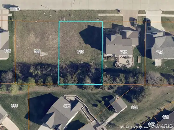 710 Vista Springs Court, Wentzville, MO 63385