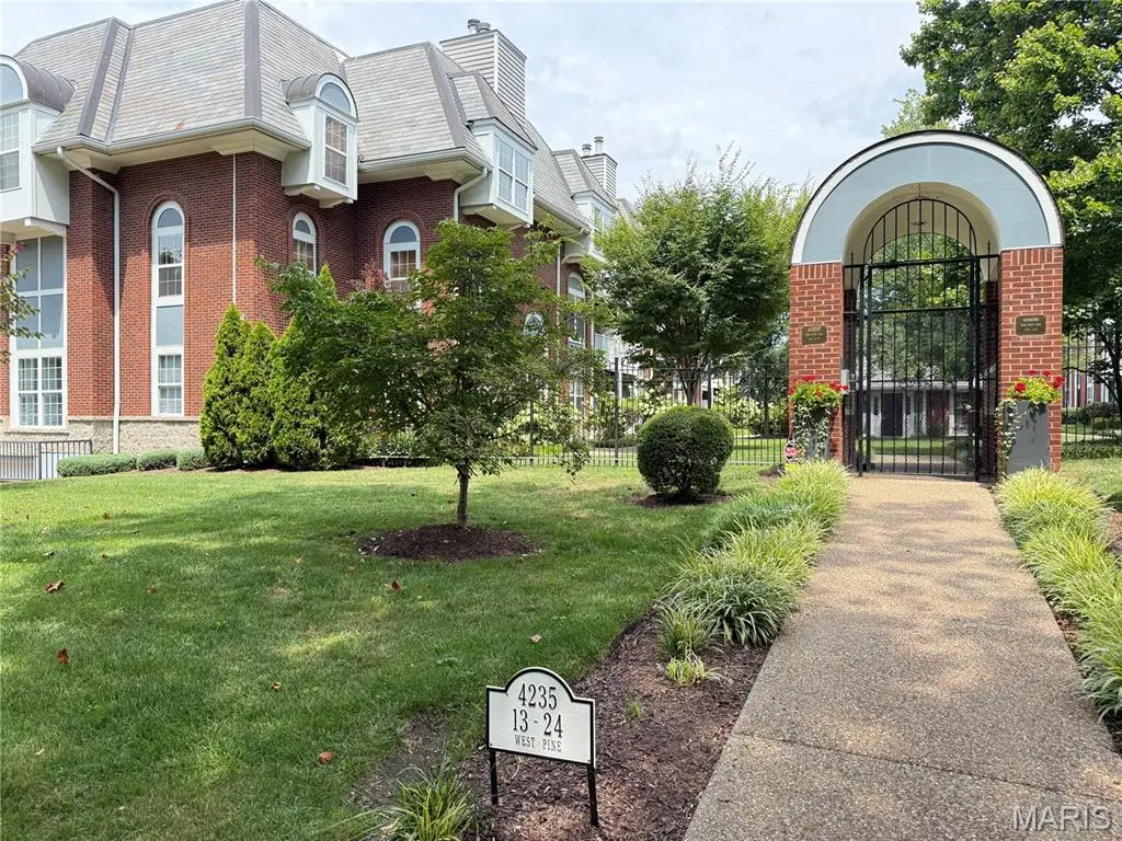 4235 Pine Boulevard #21, Saint Louis, MO 63108 - #1