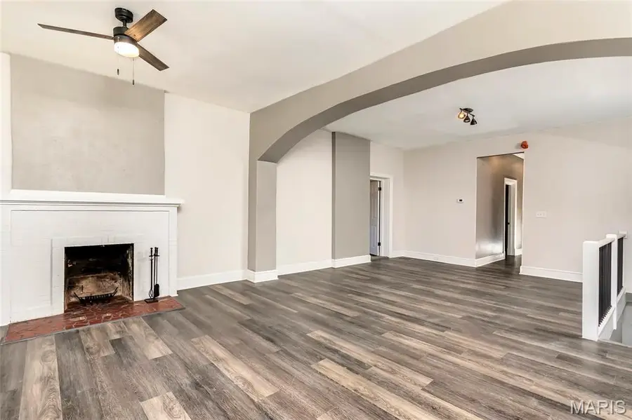 6011 Michigan Avenue, Saint Louis, MO 63111 - #2