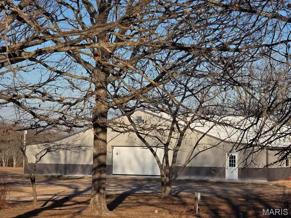 2066 State Road Jj, Stoutland, MO 65567