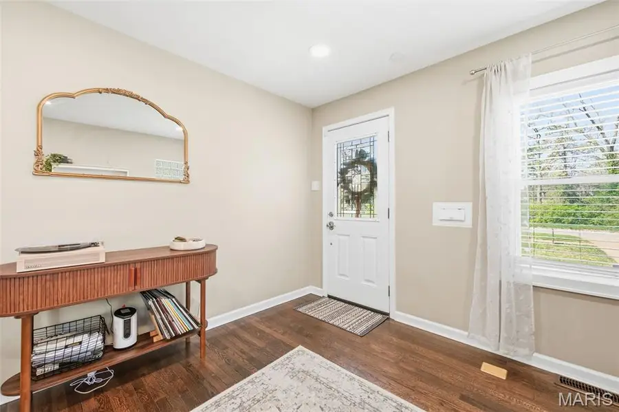 2536 Sims Avenue, Saint Louis, MO 63114 - #3
