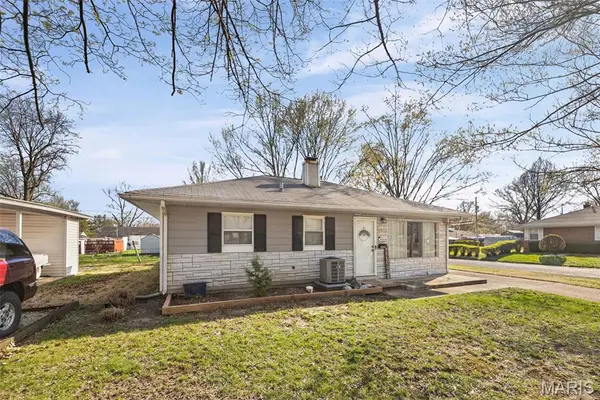 4008 S Park Drive, Belleville, IL 62226