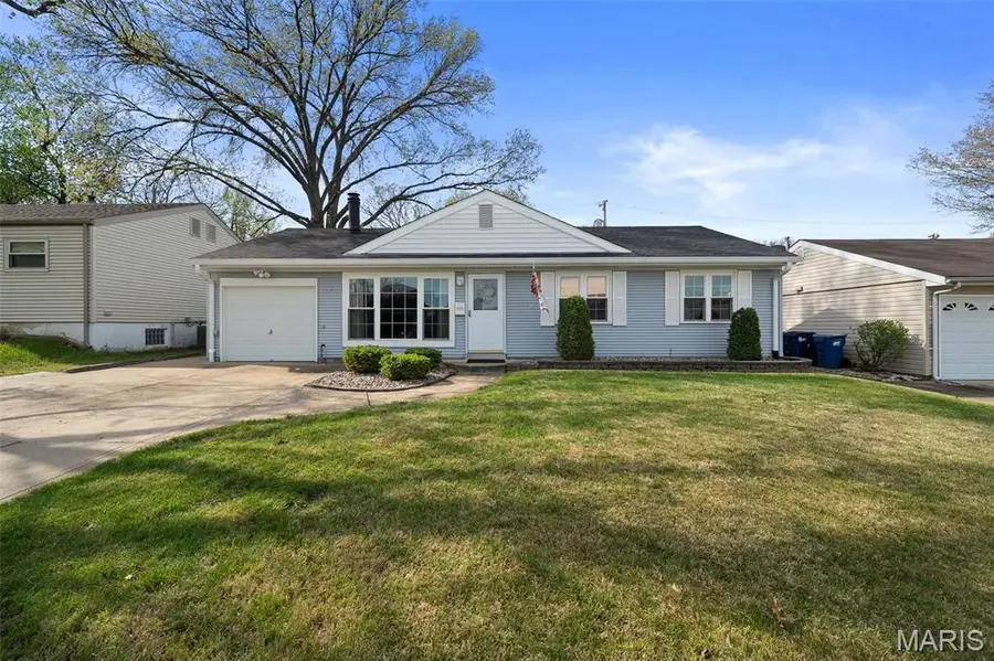 6330 Hurstgreen Lane, Saint Louis, MO 63123 - #3