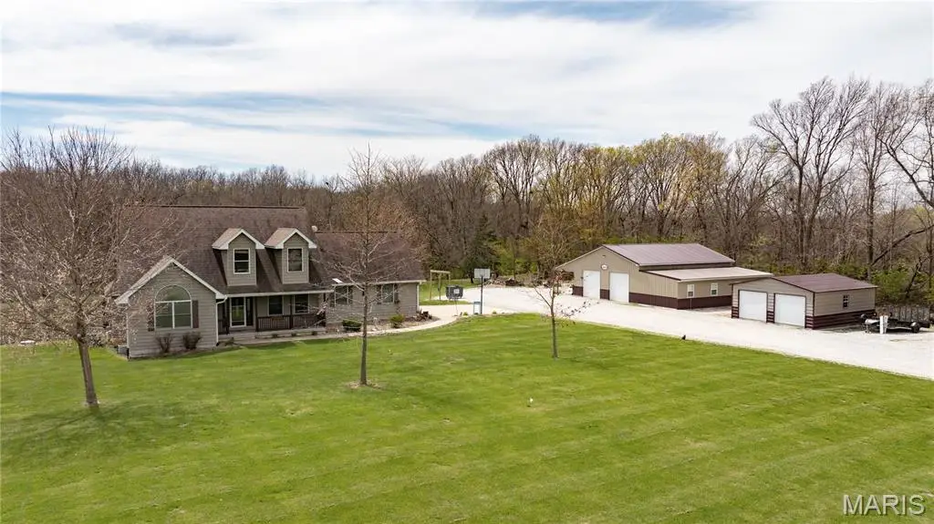 3407 Castleberry Road, Waverly, IL 62692 - #1