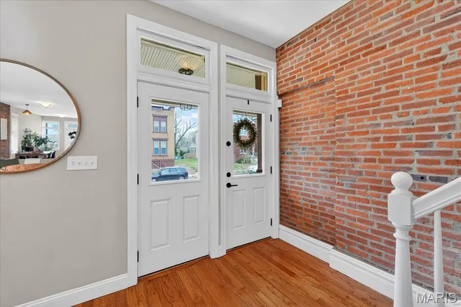 2907 Michigan Avenue, Saint Louis, MO 63118 - #3
