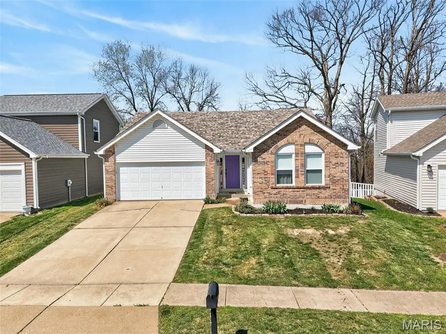 365 Hunters Spur, Grover, MO 63040 - #2